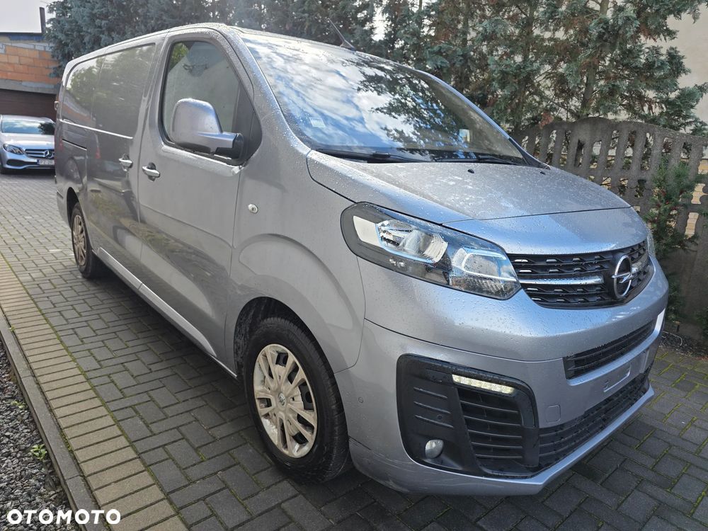 Opel Vivaro - 17
