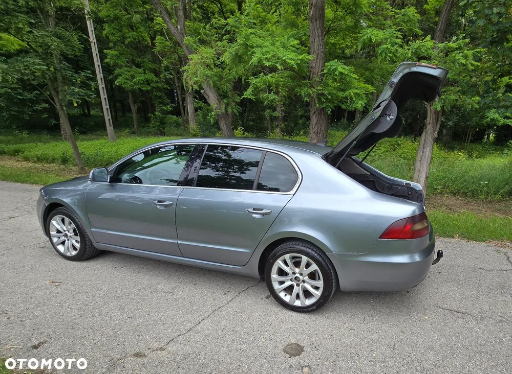 Skoda Superb 1.6 TDI Ambition - 6
