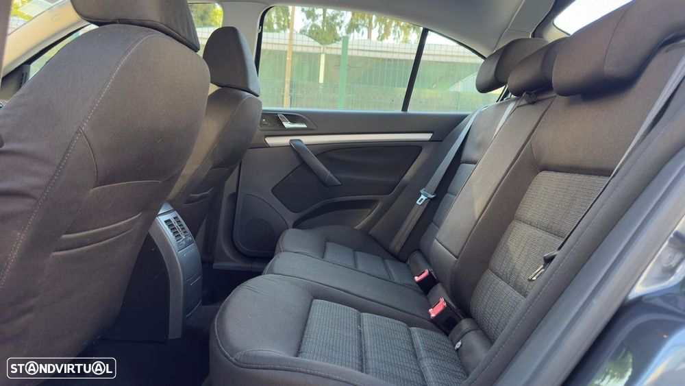 Skoda Octavia 1.6 TDI Elegance - 12