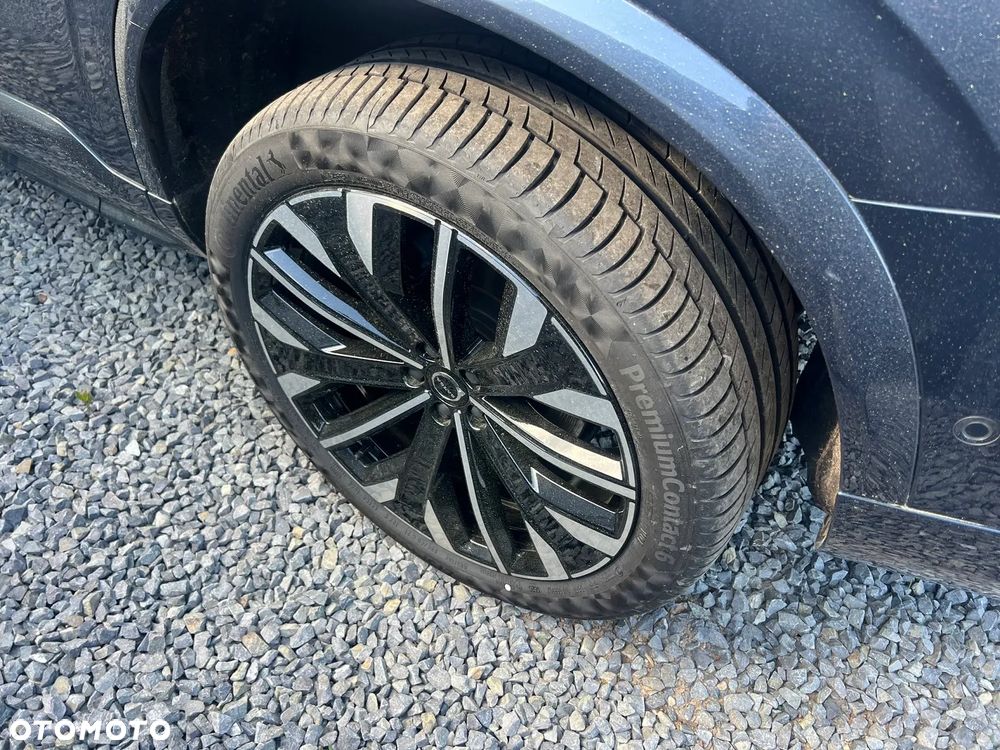 Volvo XC 90 T8 AWD Plus Dark - 32