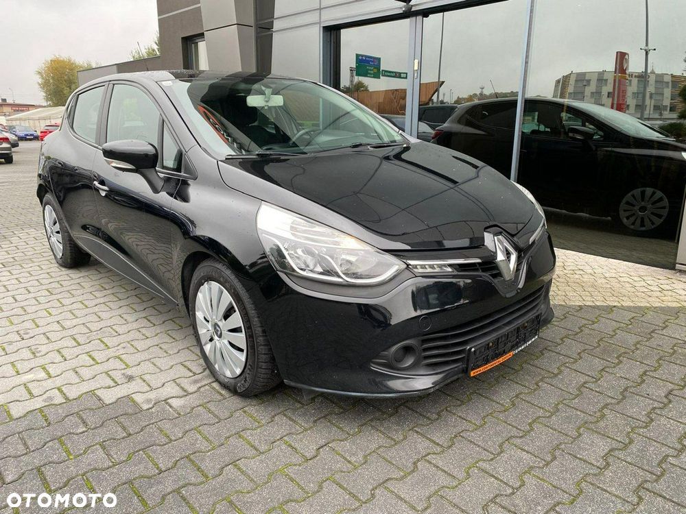 Renault Clio - 2
