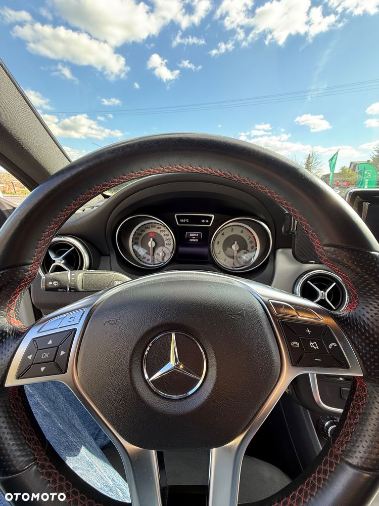Mercedes-Benz CLA - 23