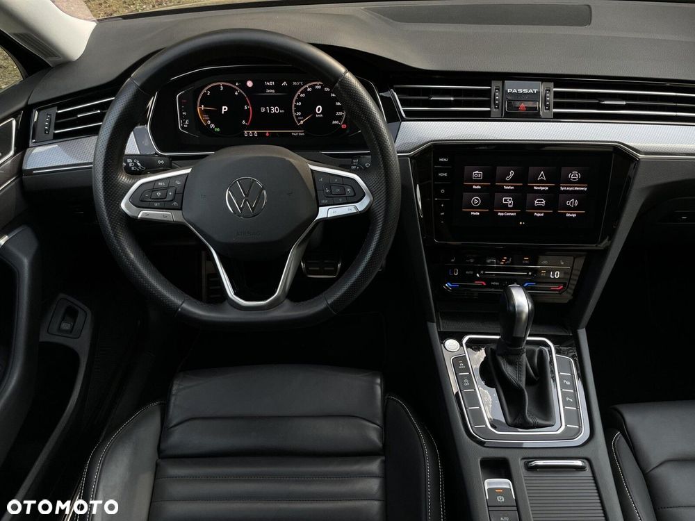 Volkswagen Passat Variant - 12