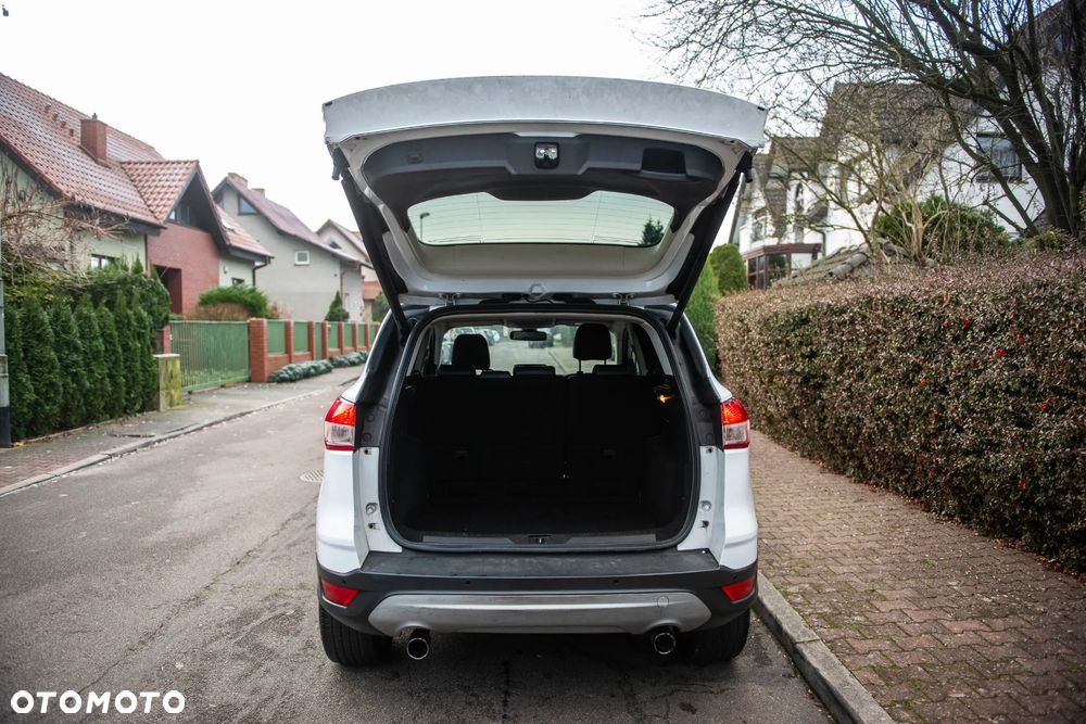 Ford Kuga 2.0 TDCi 4x4 Titanium - 14