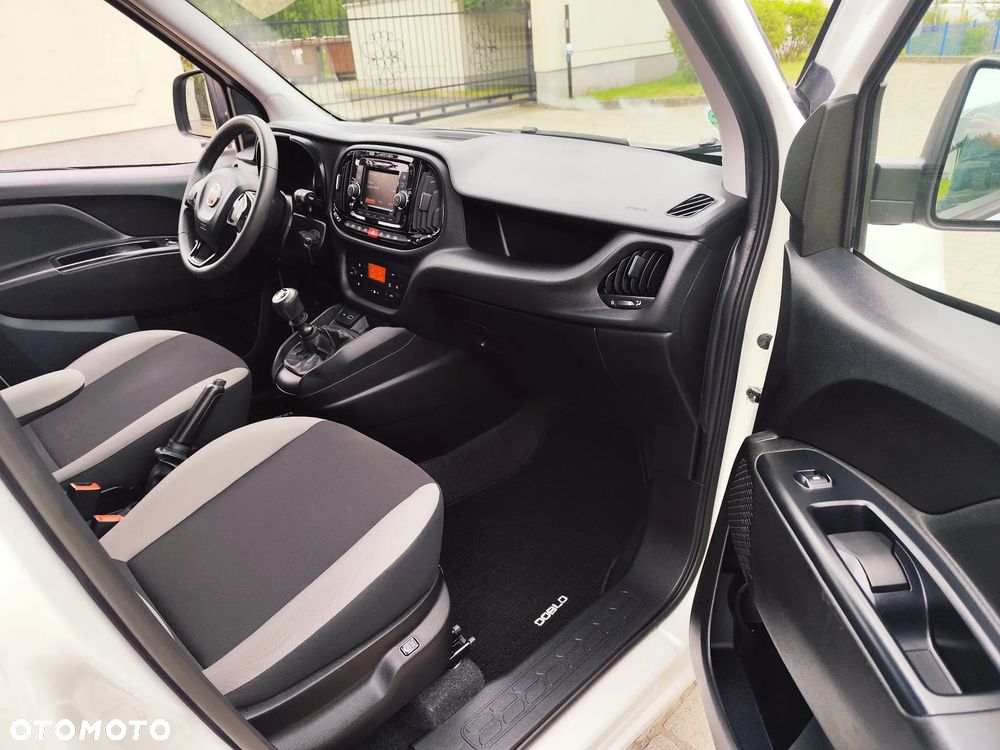 Fiat Doblo 1.4 T-Jet 16V Emotion - 14