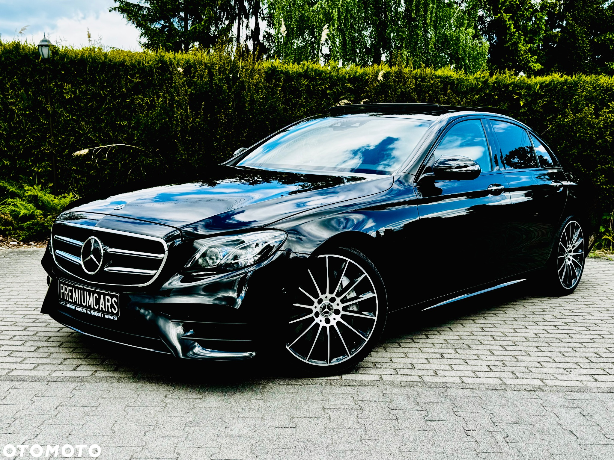 Mercedes-Benz Klasa E 350 9G-TRONIC AMG Line - 13