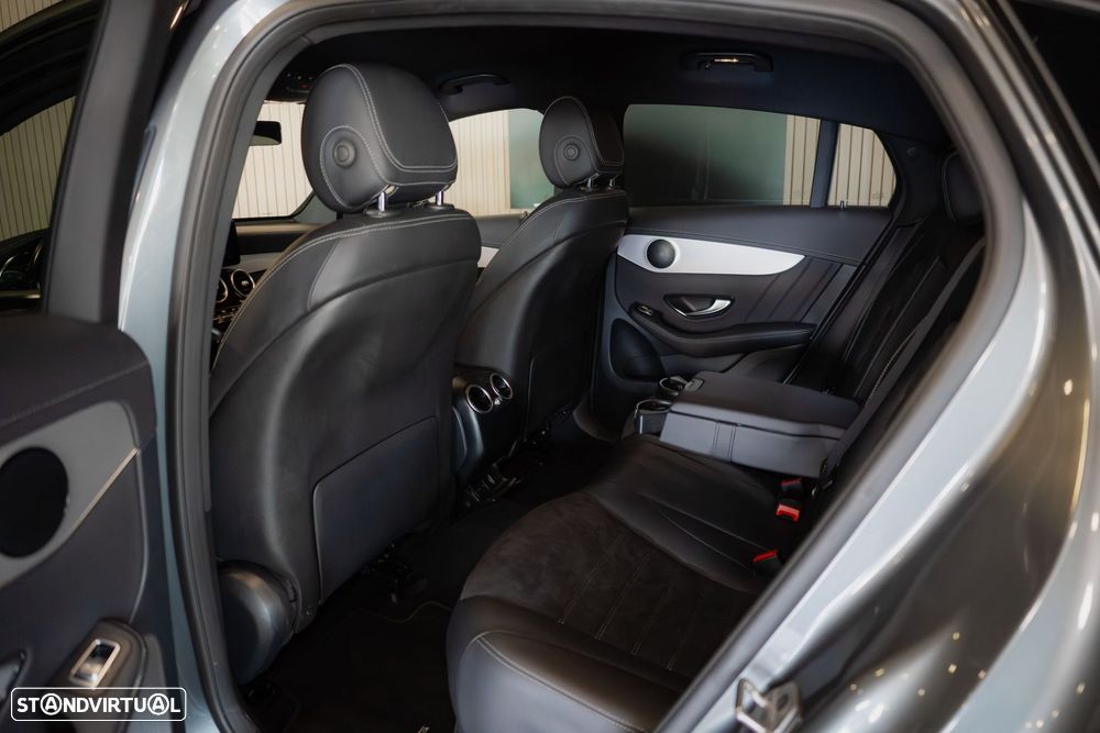 Mercedes-Benz GLC 300 de Coupe 4Matic 9G-TRONIC AMG Line - 25