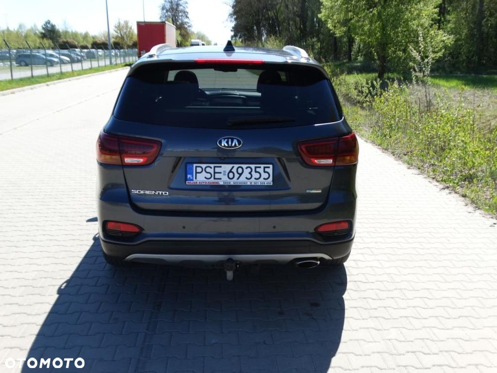 Kia Sorento - 8
