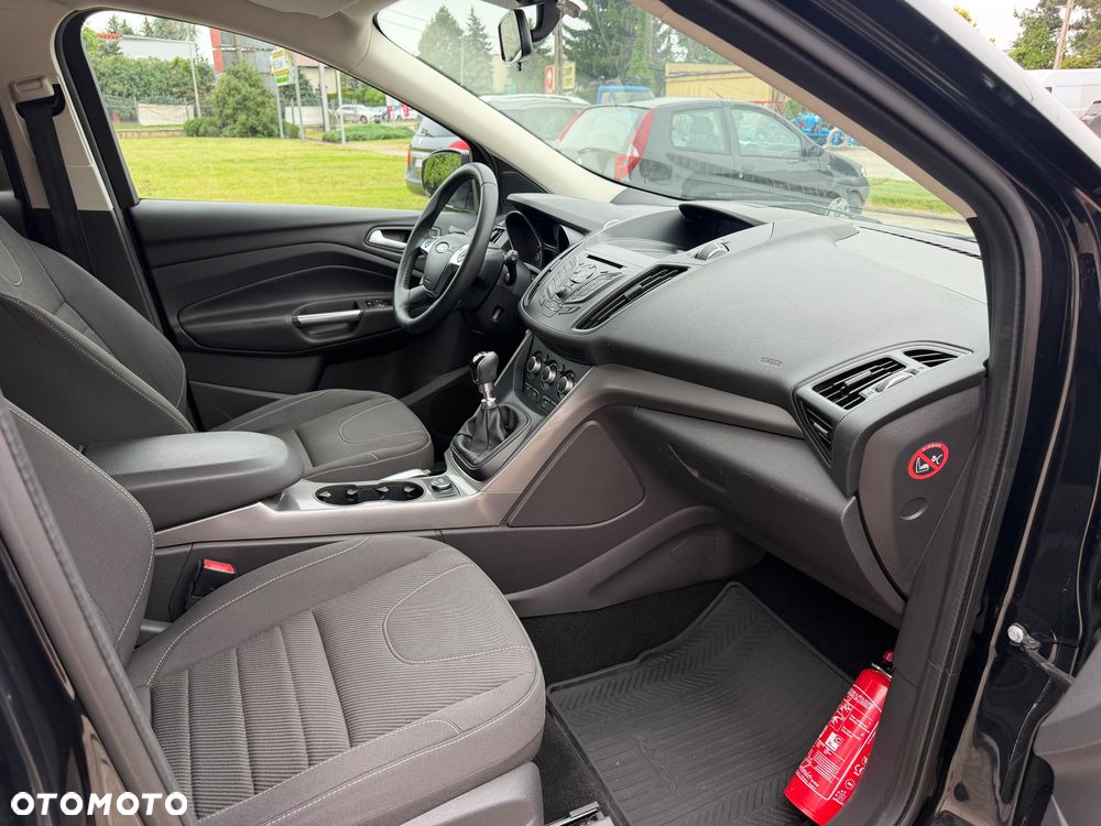 Ford Kuga - 28