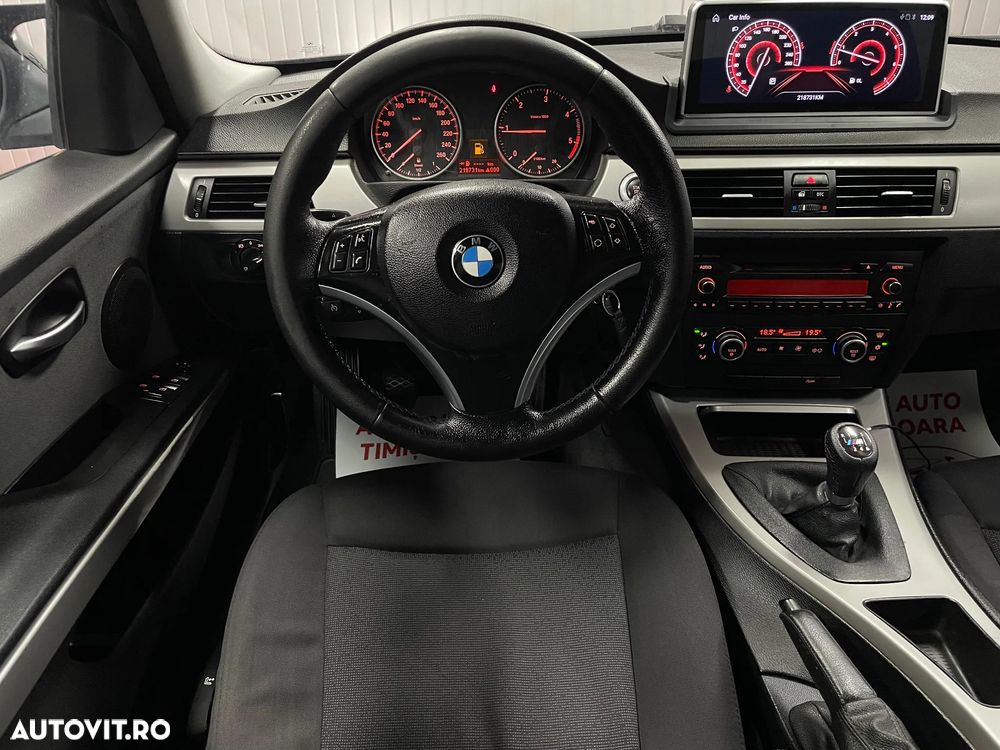 BMW Seria 3 318d - 4