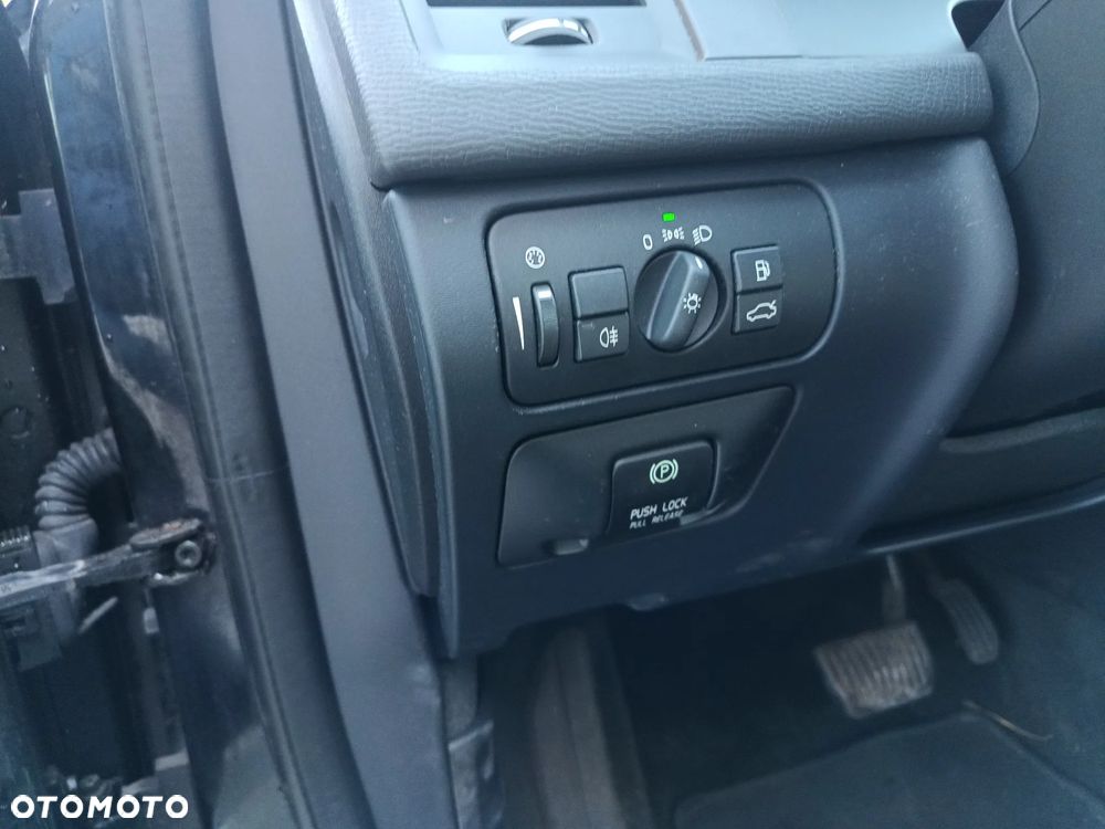 Volvo XC 60 D4 Geartronic Momentum - 22
