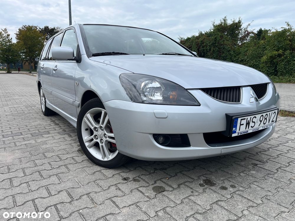 Mitsubishi Lancer - 2