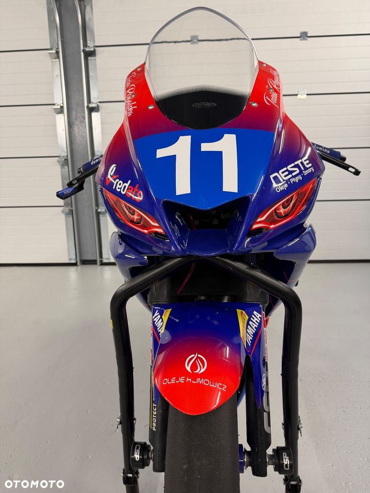 Yamaha R3 - 9