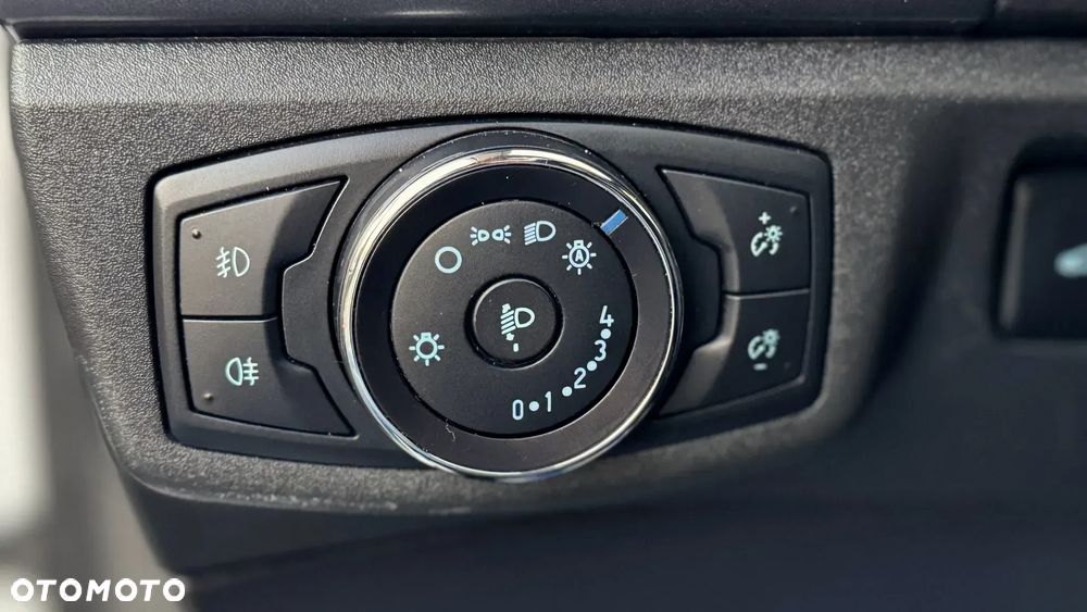 Ford Mondeo 2.0 TDCi Start-Stopp Titanium - 23