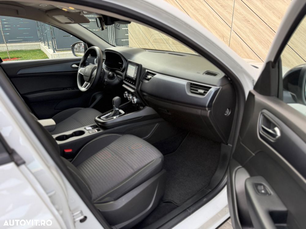 Renault Arkana MHEV 140 EDC Techno - 28