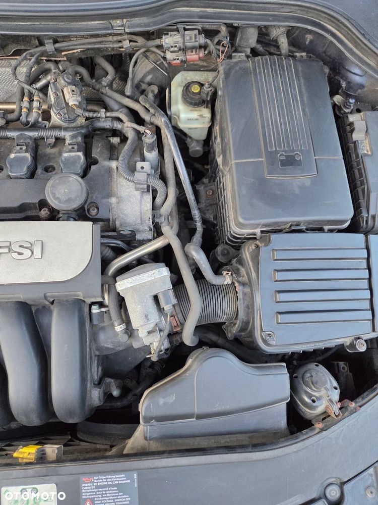 Volkswagen Passat 2.0 FSI Comfortline - 11