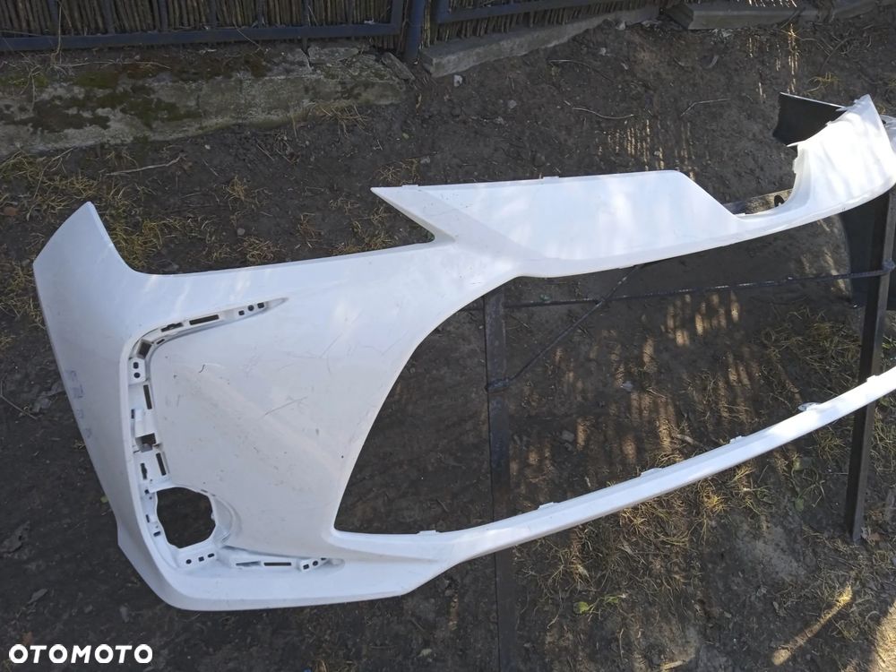 ZDERZAK PRZEDNI TOYOTA COROLLA E21 SEDAN 18- - 4