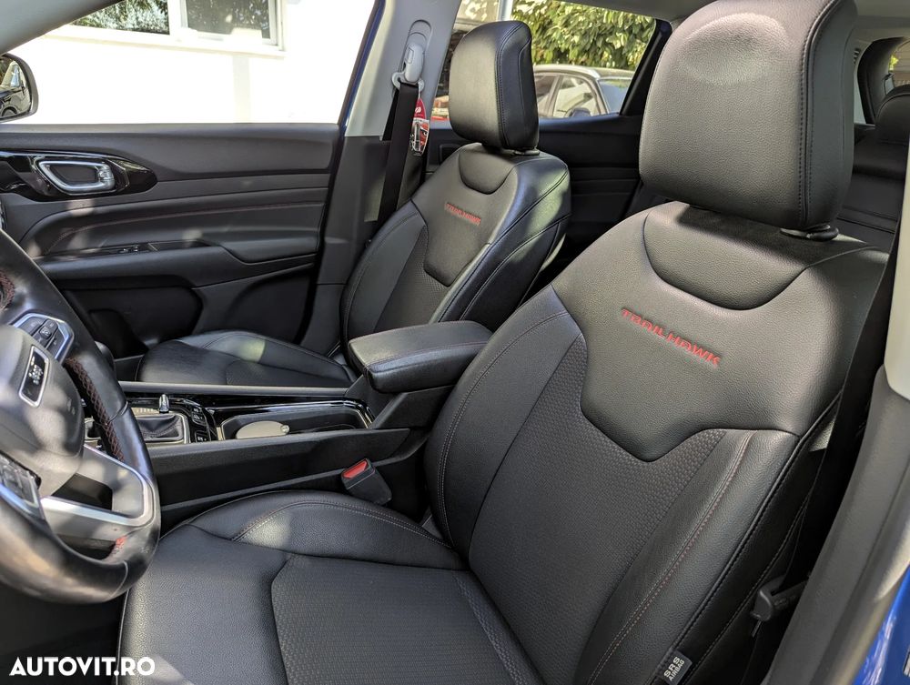 Jeep Compass 1.3T 4xe AT6 PHEV Trailhawk - 14