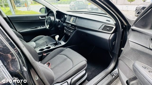 Kia Optima - 7