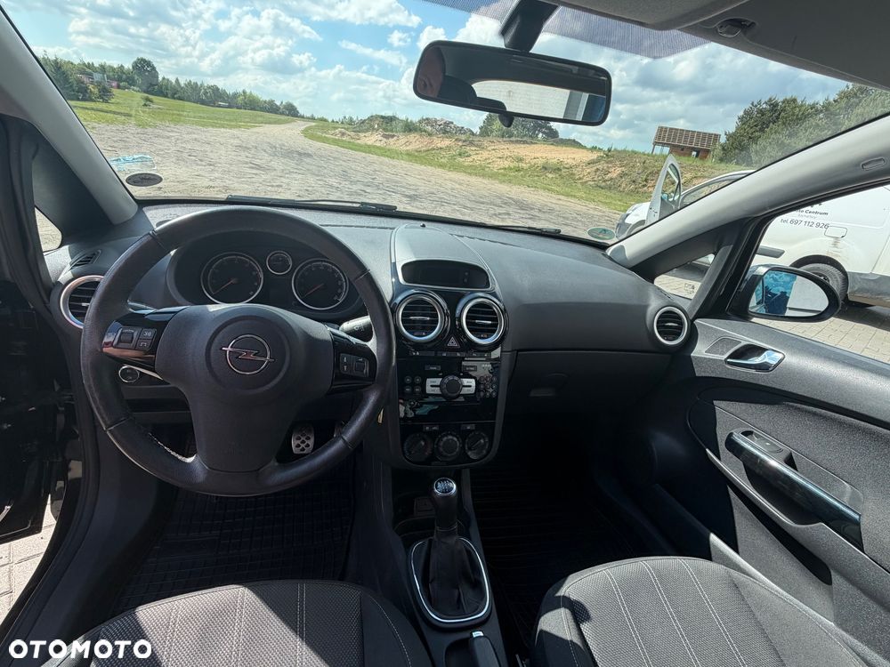 Opel Corsa 1.4 16V Graphite - 12