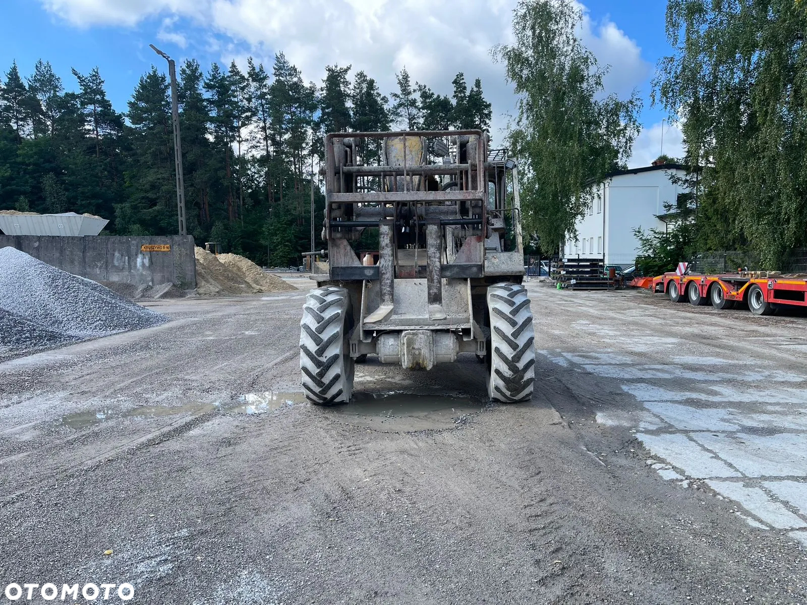 JCB - 2