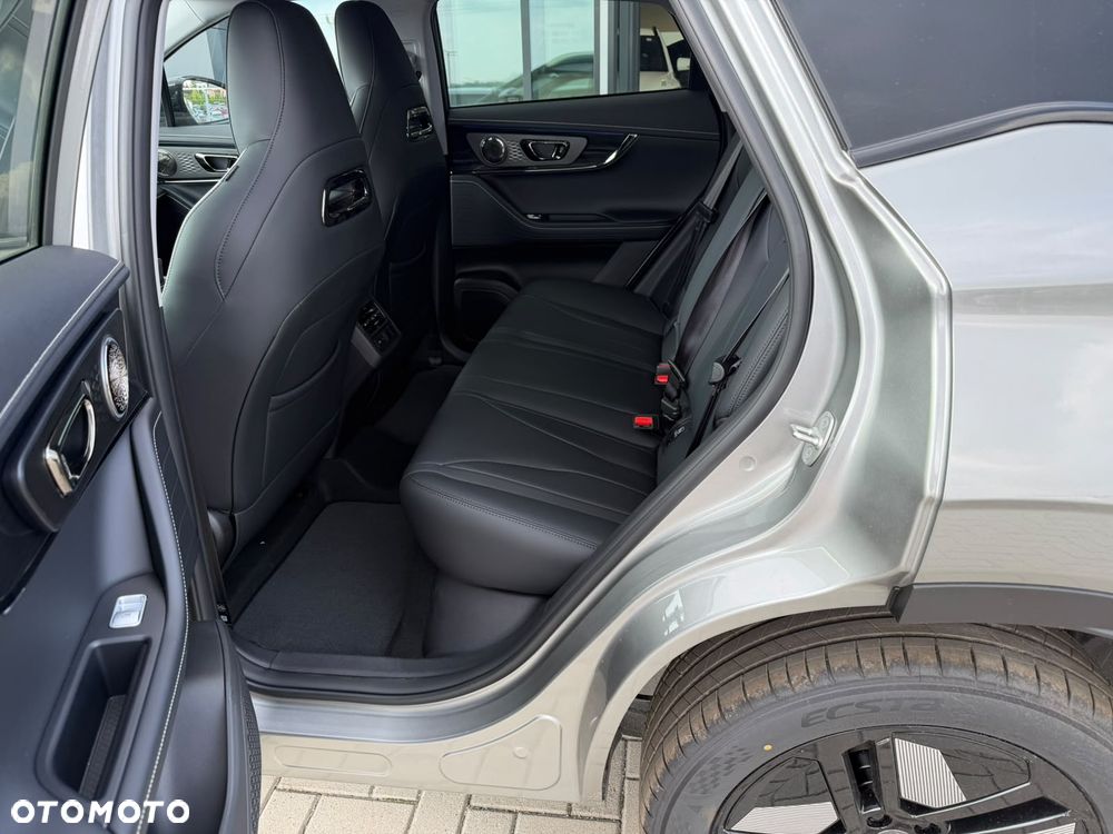 Omoda 5 1.5 T-GDI Hybrid Premium DHT - 6
