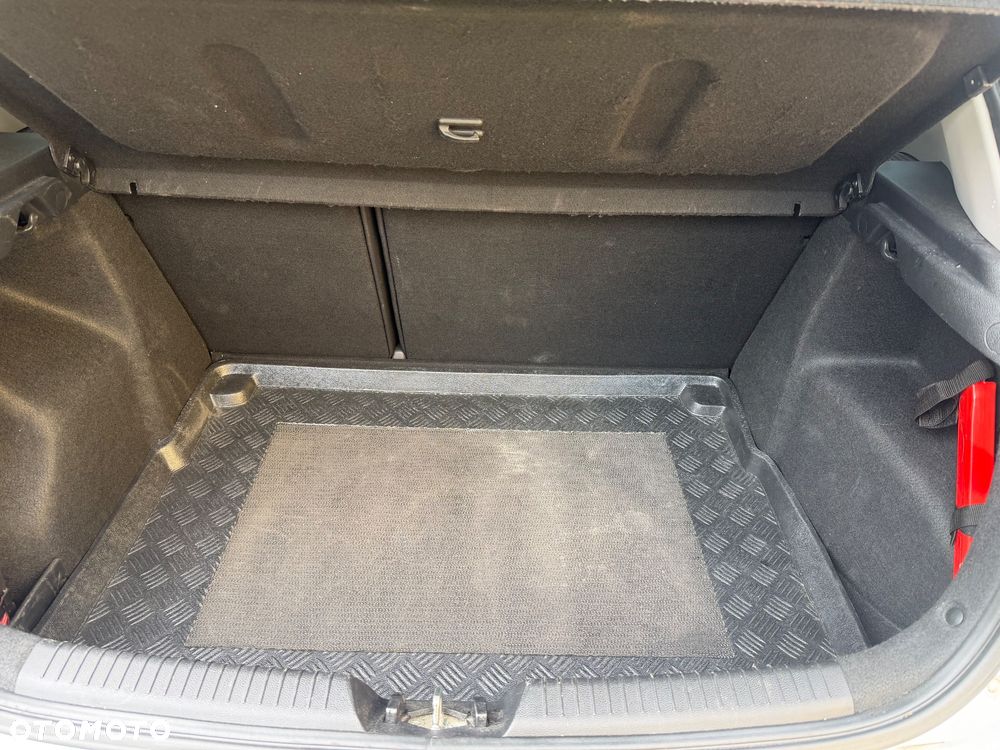 Kia Ceed 1.6 GDI Smart Plus - 19