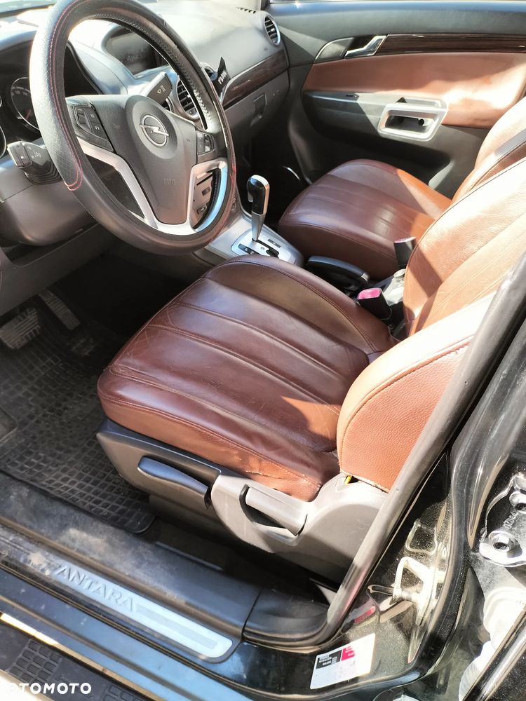 Opel Antara - 8