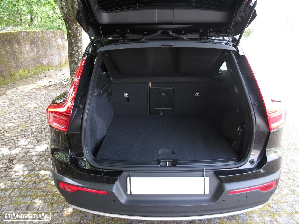 Volvo XC 40 2.0 D3 Momentum Plus Geartronic - 18