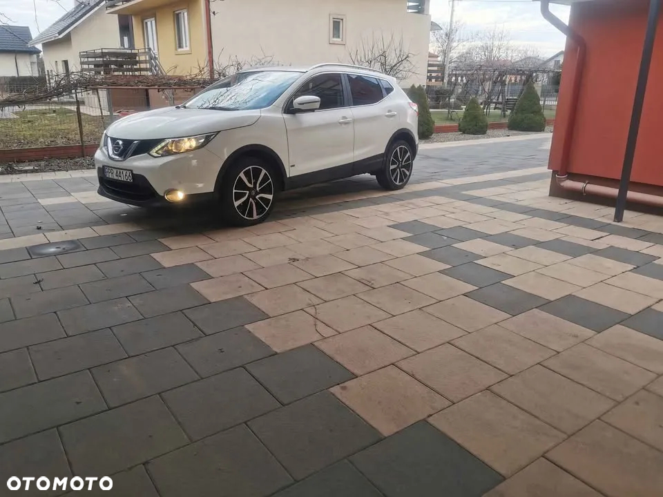Nissan Qashqai - 2