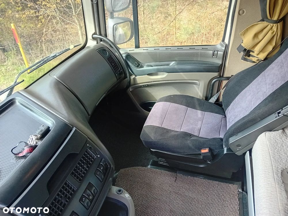 DAF XF105 - 21