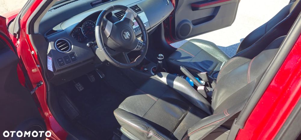 Suzuki Swift - 8