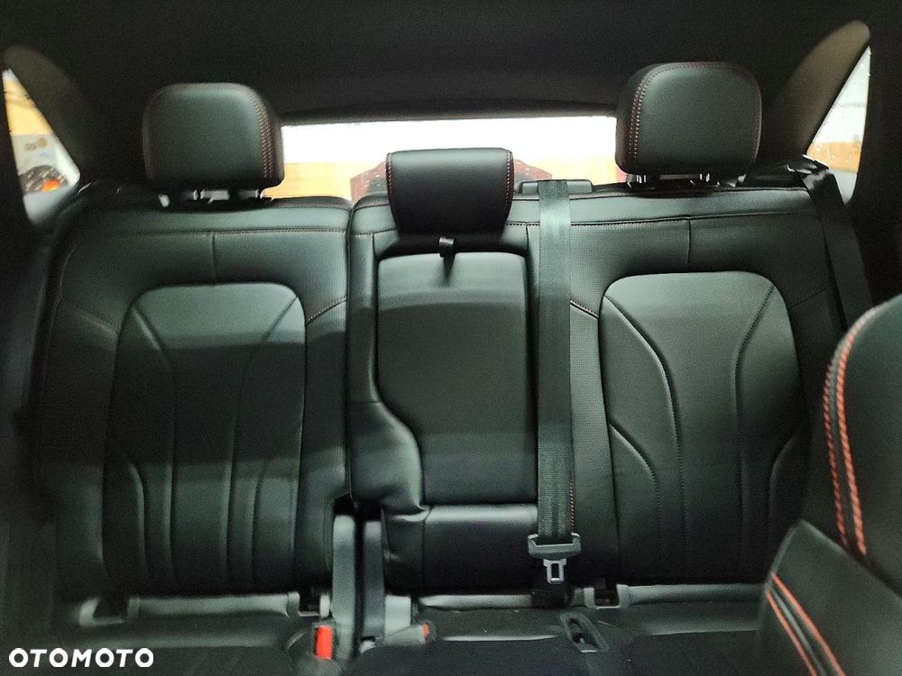 Ford Escape - 12