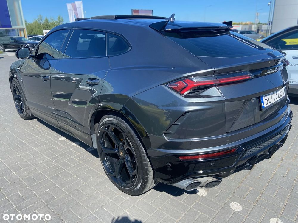 Lamborghini Urus Standard - 5