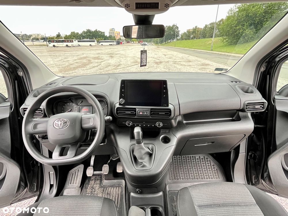 Toyota Proace City Verso 1.5 D-4D Business - 11