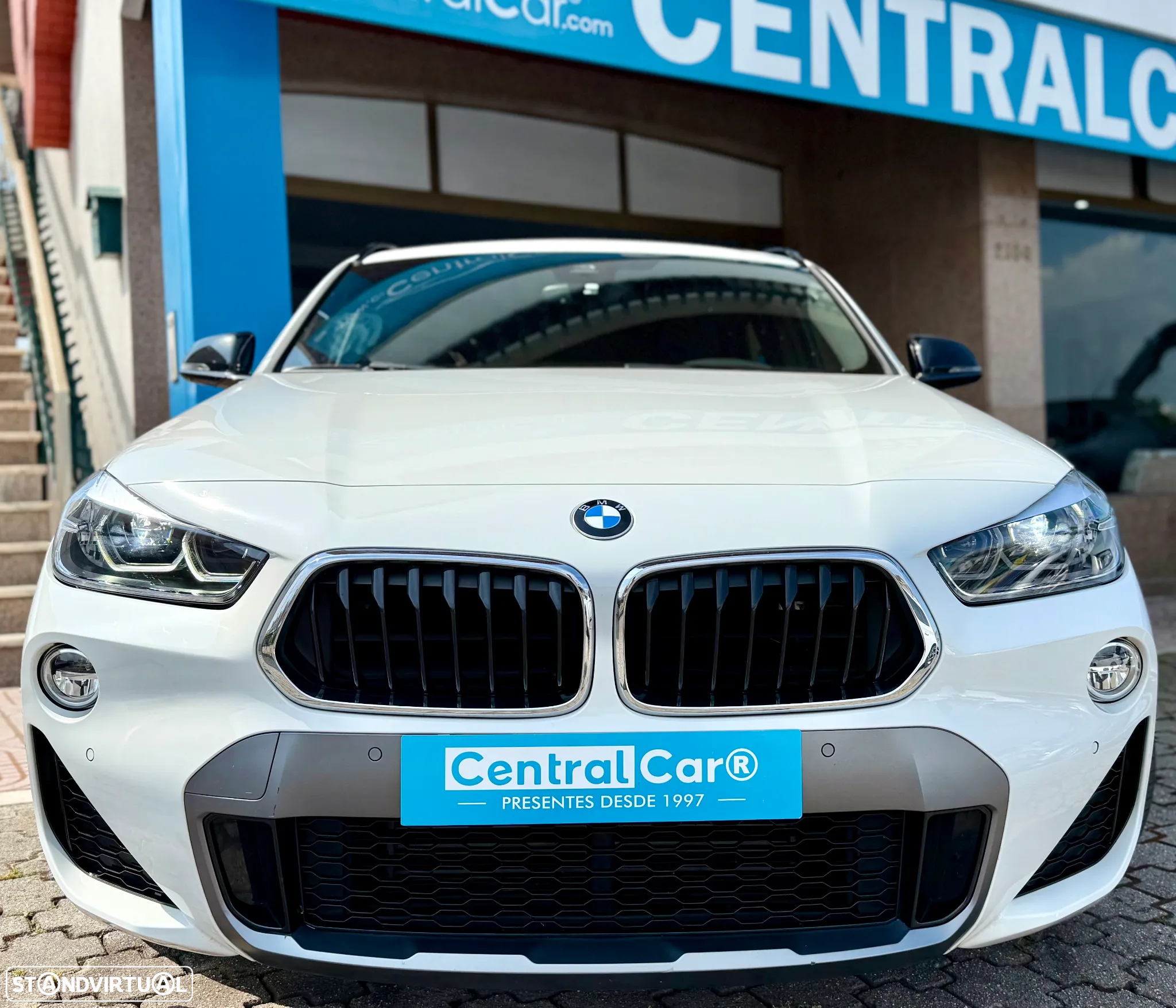 BMW X2 16 d sDrive Auto X Pack M - 3
