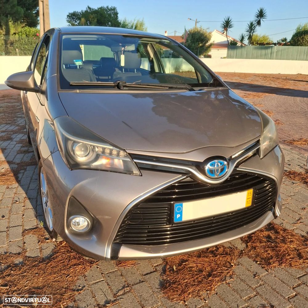 Toyota Yaris 1.5 HSD Comfort +P.Style+P.Techno - 2