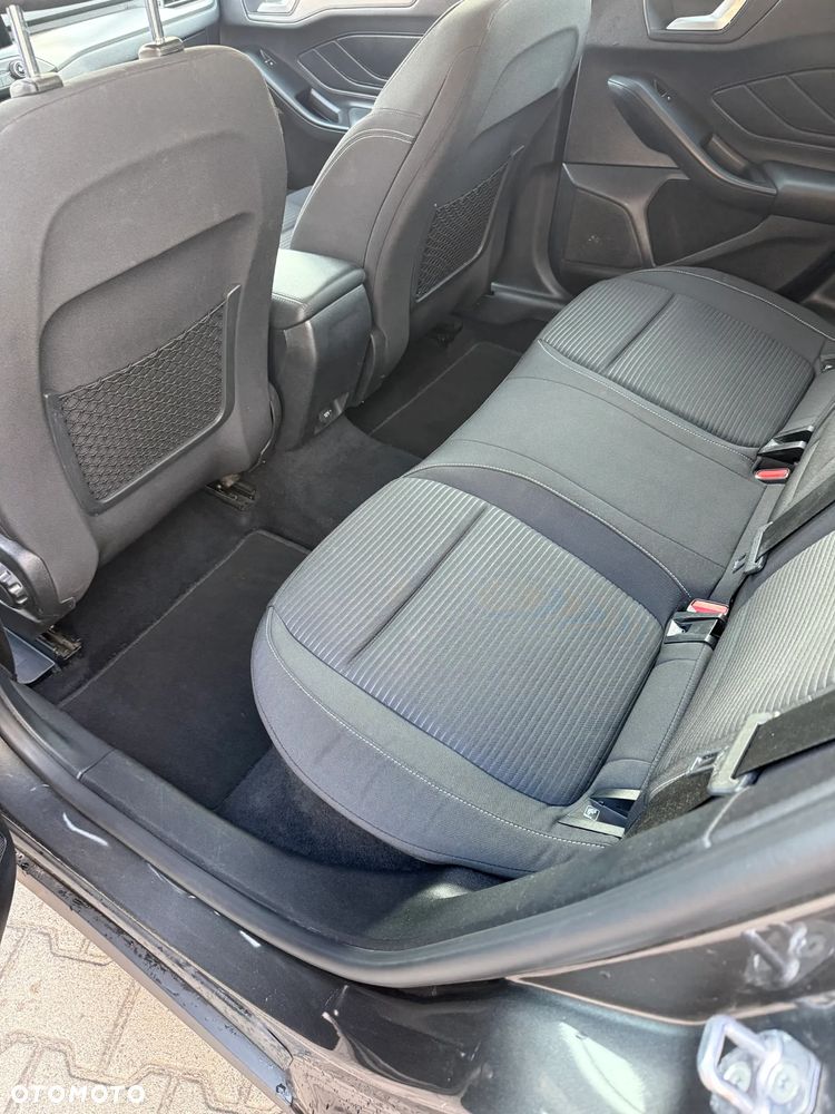 Ford Focus - 9