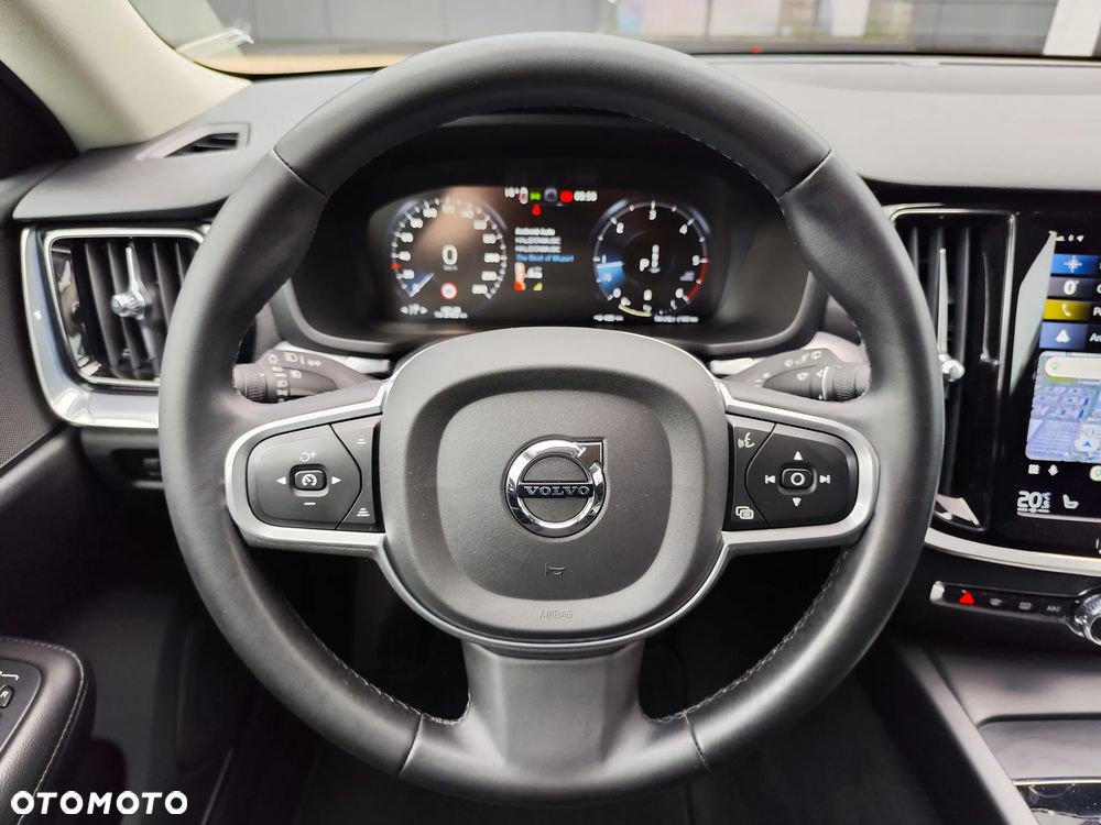 Volvo V60 B4 D Momentum Pro - 28