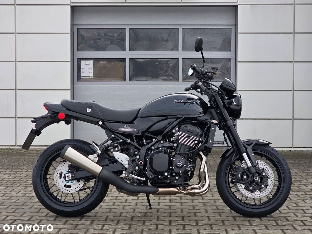 Kawasaki Z 900 RS - 4