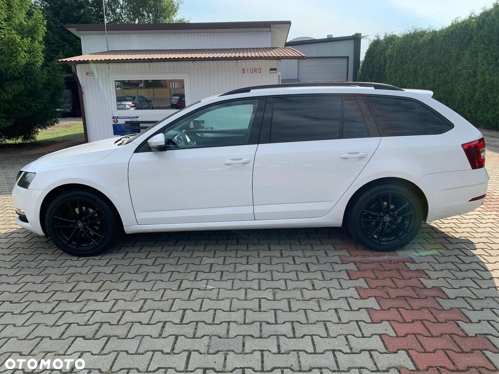 Skoda Octavia 1.5 TSI GPF ACT Ambition - 3
