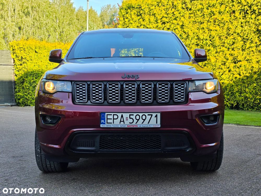 Jeep Grand Cherokee - 8