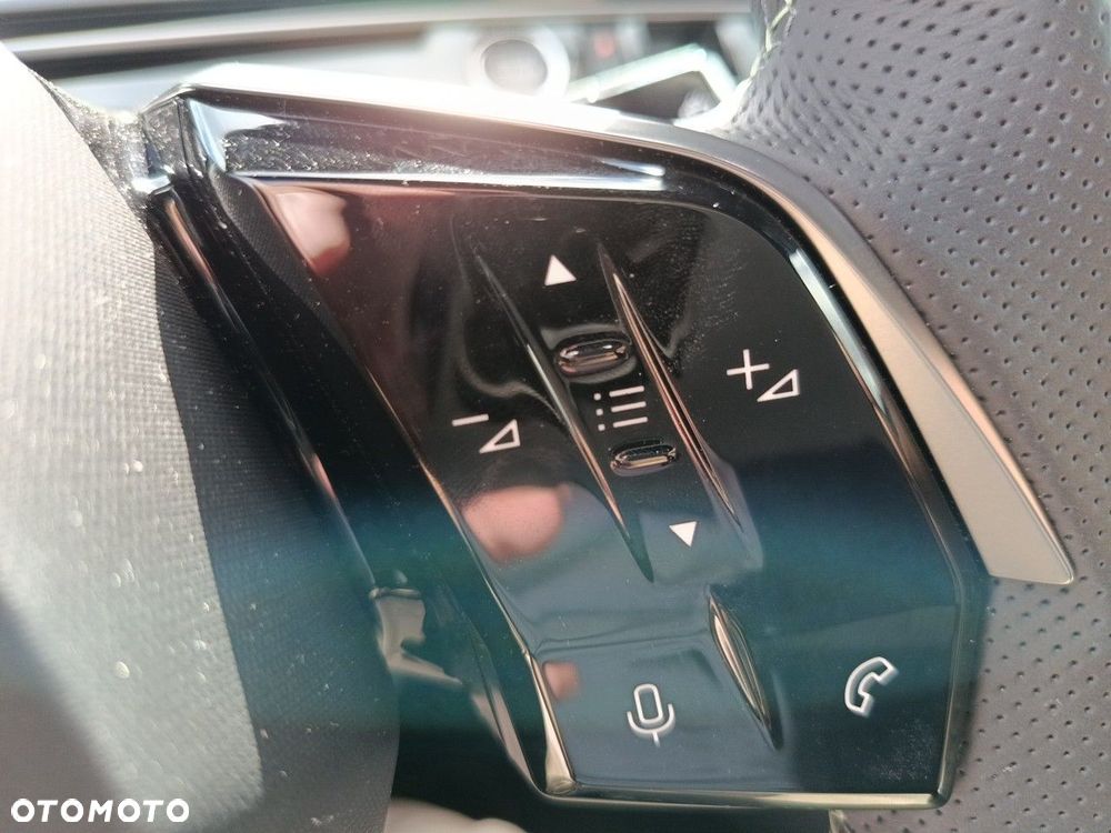 Peugeot 3008 1.2 PureTech mHEV GT S&S e-DCS6 - 16