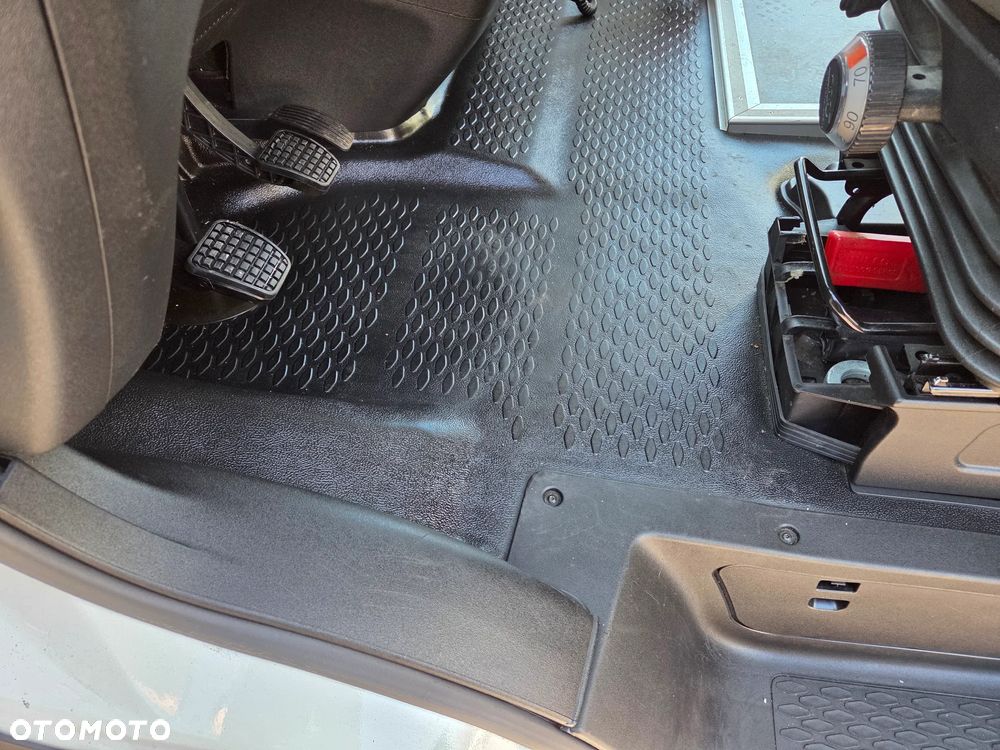 Iveco Daily Line A60C17 / 24 miejsca / - 12