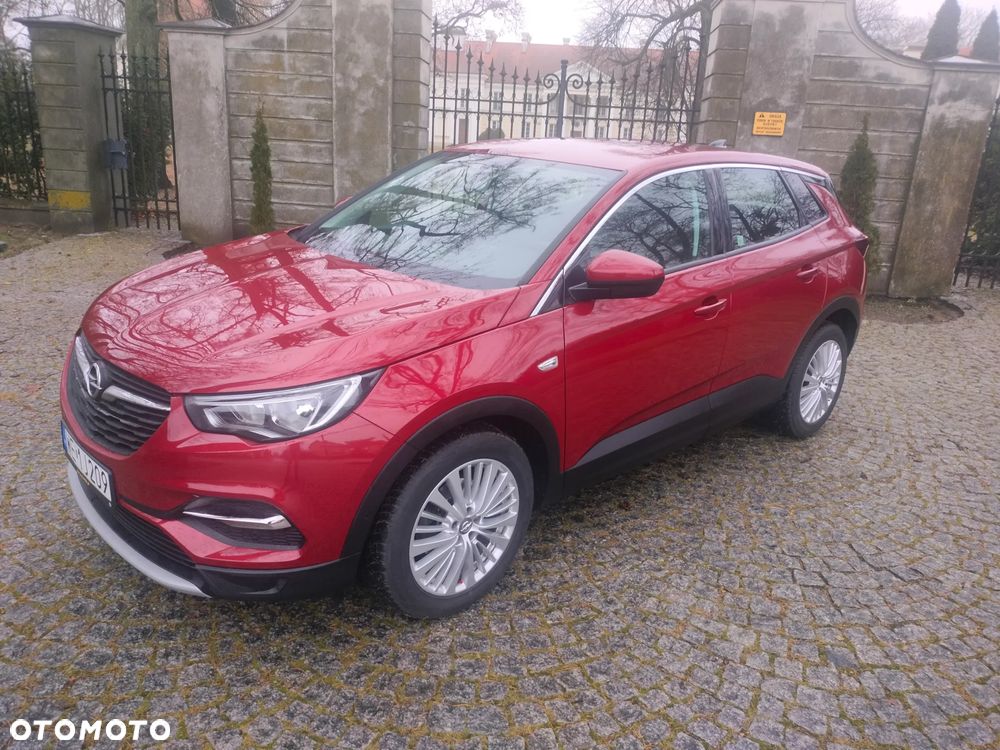 Opel Grandland X 1.2 T GPF Design&Tech S&S - 25