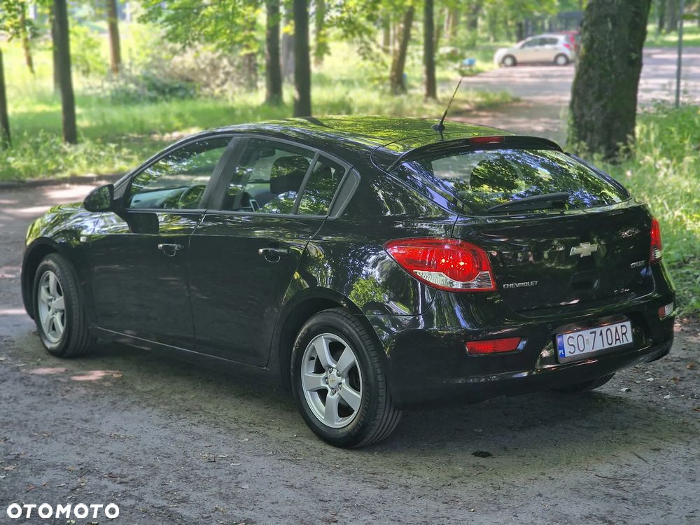 Chevrolet Cruze 1.8 LT - 6