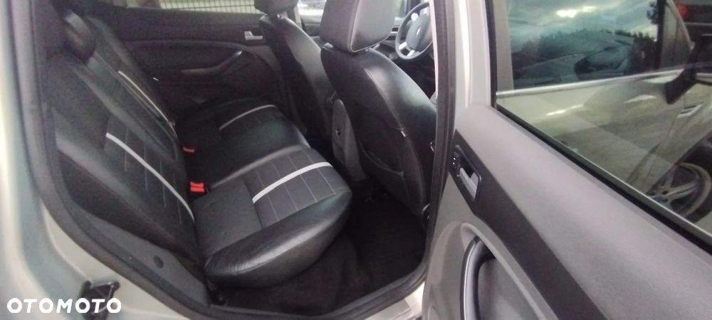 Ford Kuga 2.0 TDCi 4WD Titanium - 10