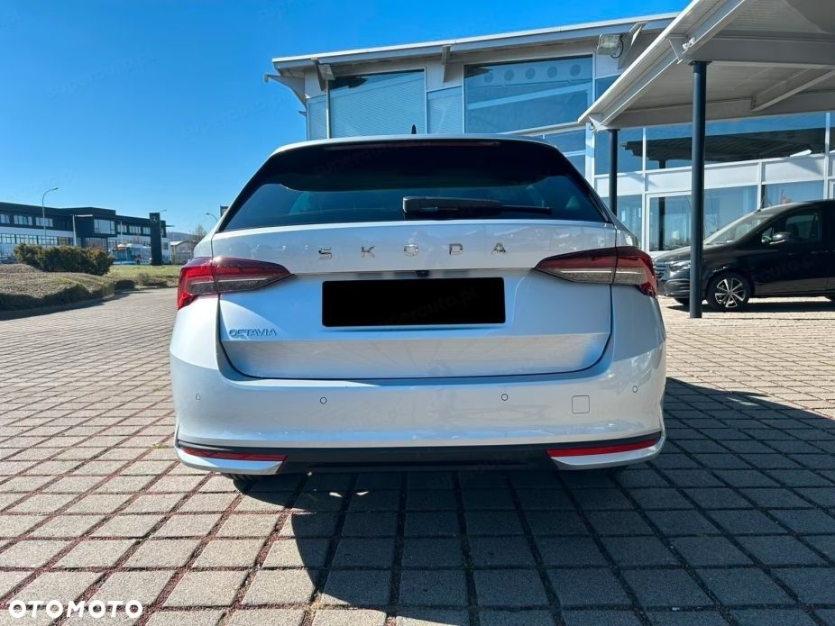 Skoda Octavia 2.0 TDI Edition 130 Selection DSG - 5