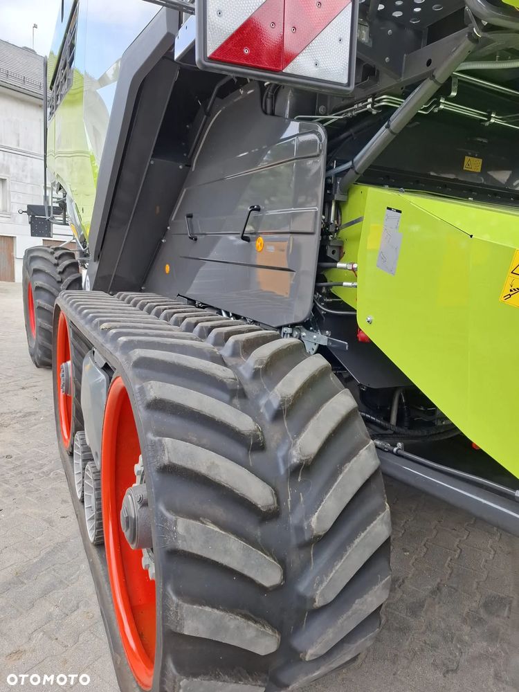 Claas Lexion 6800 - 18