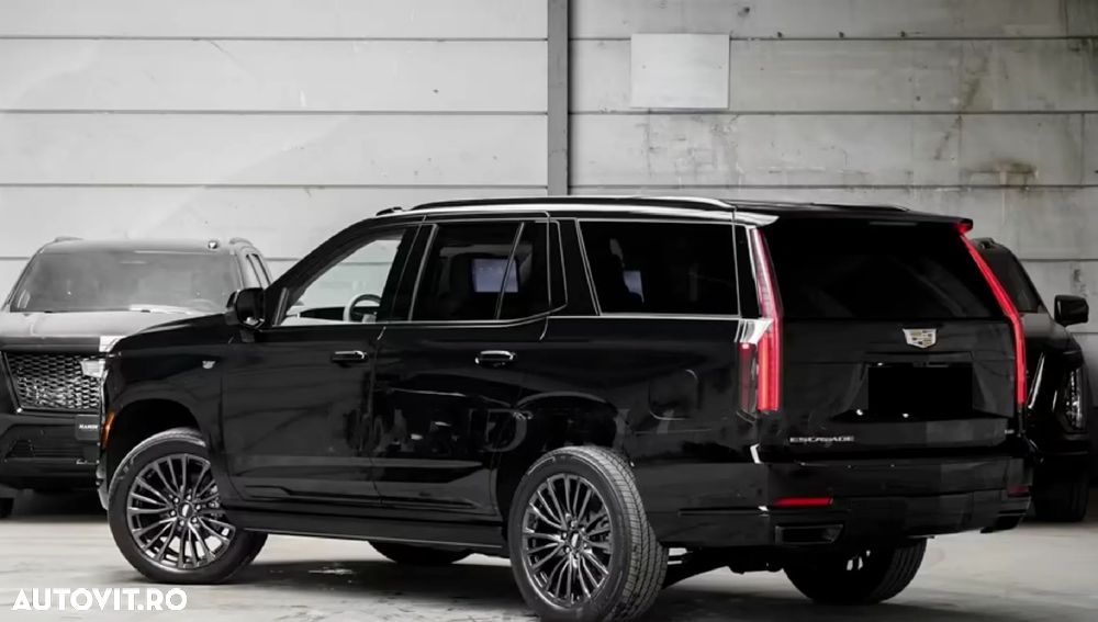 Cadillac Escalade - 5